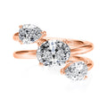 LYDIA Ring mit 1.00 ct. Oval & 2x 0.50 ct. Pear Lab Grown Diamonds