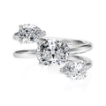 LYDIA Ring mit 1.00 ct. Oval & 2x 0.50 ct. Pear Lab Grown Diamonds